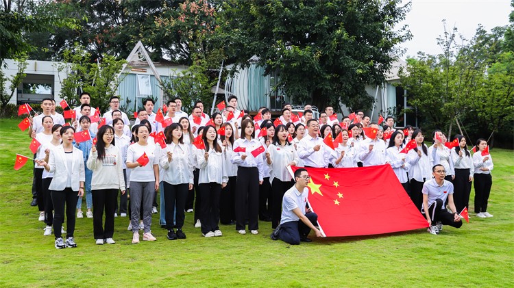 1695720144988798.jpg be4b3dd1458985edcfe94754959ba2f.jpg